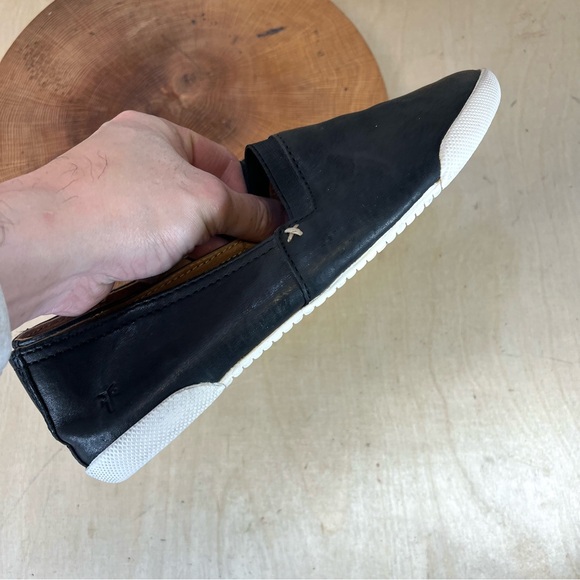 Frye | Melanie Black leather Slip-On Flats Size 7 - Picture 11 of 15